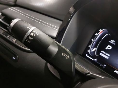 Used 2023 INFINITI QX60 Luxe w/ Performance Audio Package FWD image 27