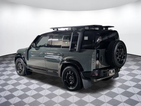 New 2026 Land Rover Defender 110 Trophy Edition AWD/4WD image 3