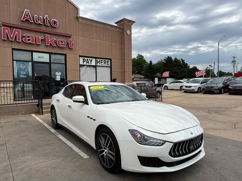Used 2019 Maserati Ghibli RWD image 3