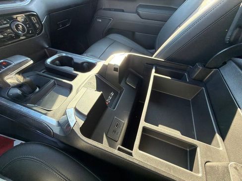 Certified 2022 Chevrolet Silverado 1500 LTZ AWD/4WD image 32