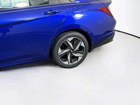Used 2023 Hyundai Elantra SEL w/ Convenience Package FWD image 30