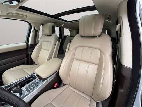 Used 2020 Land Rover Range Rover Sport HSE image 21