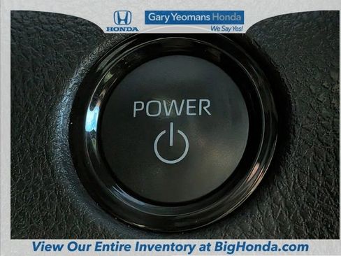 Used 2025 Toyota Camry XSE FWD image 32