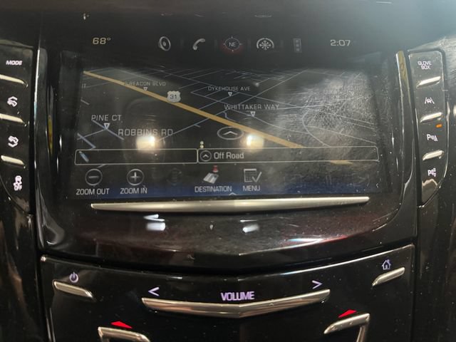 Used 2018 Cadillac Escalade ESV Luxury AWD/4WD image 13