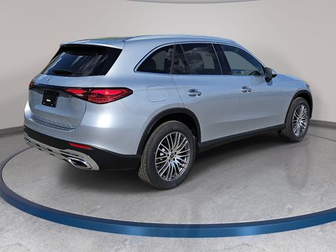 New 2026 Mercedes-Benz GLC 300 image 5