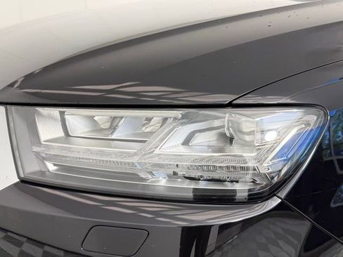 Used 2019 Audi Q7 3.0T Prestige AWD/4WD image 10