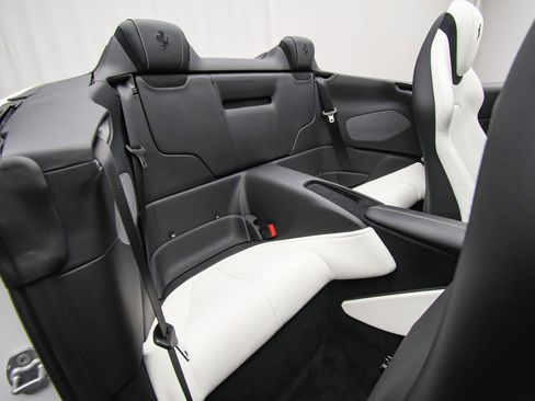 Used 2024 Ferrari Roma Spider image 58