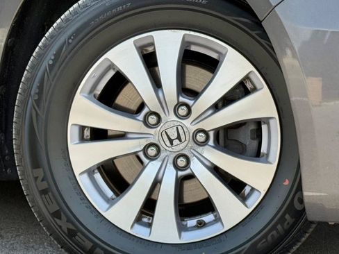 Used 2015 Honda Odyssey EX-L image 25