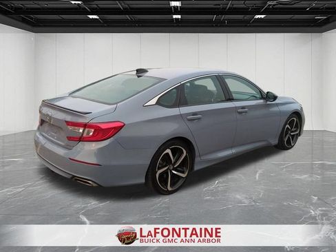 Used 2022 Honda Accord Sport image 8