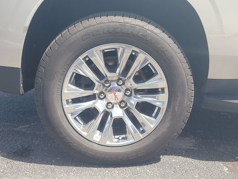 Used 2021 GMC Yukon XL Denali RWD image 5