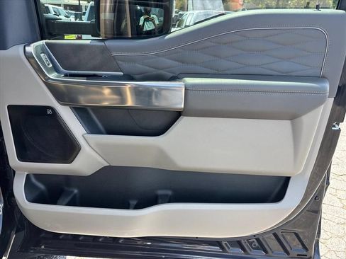 Used 2025 Ford F250 Platinum w/ Platinum Plus Package AWD/4WD image 15