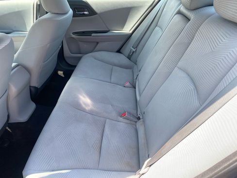 Used 2016 Honda Accord LX image 16