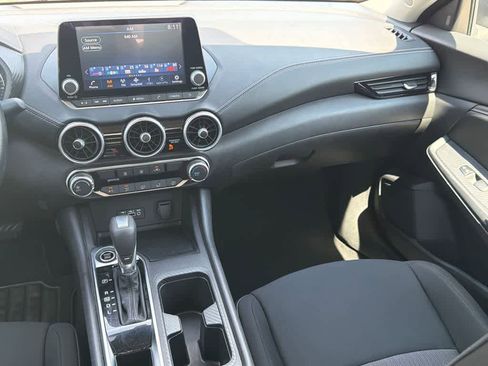 Used 2022 Nissan Sentra SV FWD image 20