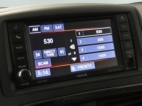 Used 2018 Dodge Grand Caravan SE w/ UConnect Hands-Free Group FWD image 23