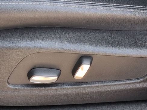 Used 2023 Cadillac XT5 Luxury AWD/4WD image 17