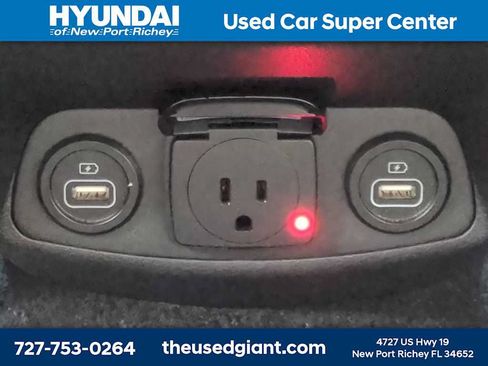 Certified 2023 Hyundai Santa Fe Calligraphy FWD image 16