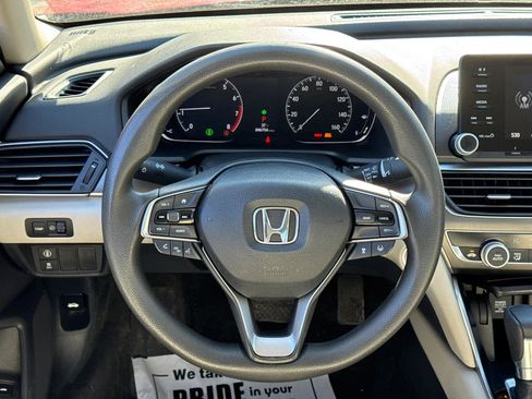 Used 2018 Honda Accord LX image 17