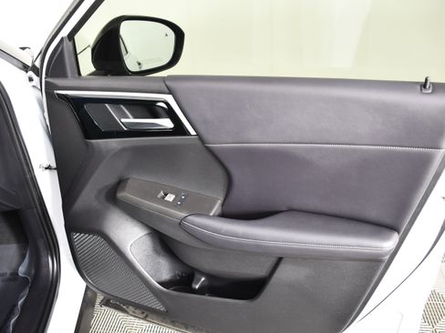 Used 2023 Mitsubishi Outlander SE Black Edition AWD/4WD image 37