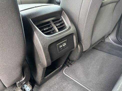 Used 2021 Chevrolet Blazer LT image 19