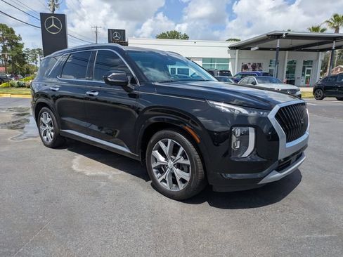 Used 2022 Hyundai Palisade Limited FWD image 3