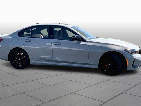 New 2026 BMW 330i 330i w/ M Sport Package image 2