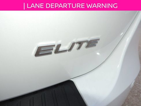 Used 2024 Honda Odyssey Elite image 13
