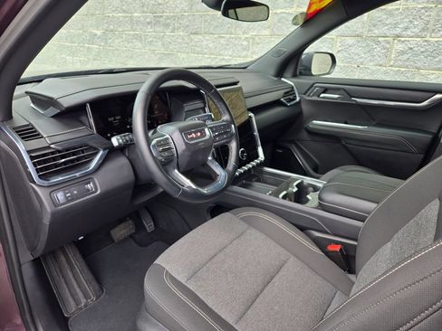 Used 2025 GMC Acadia Elevation FWD image 13