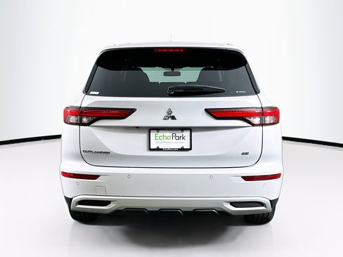 Used 2024 Mitsubishi Outlander SE AWD/4WD image 7