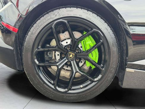 Used 2018 Lamborghini Huracan LP 580-2 RWD image 90