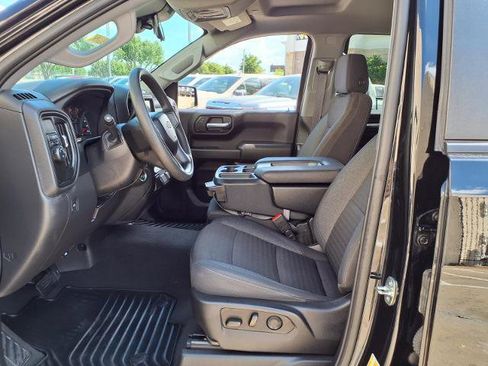 Used 2023 Chevrolet Silverado 1500 Custom image 18