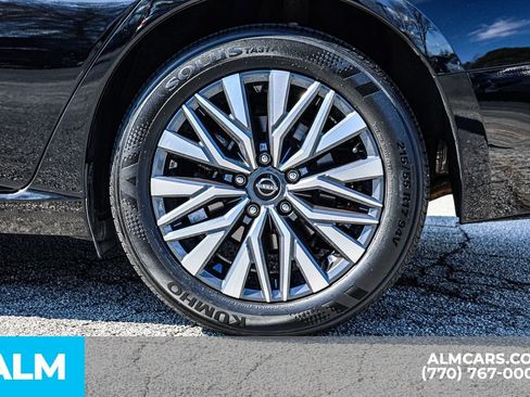 Used 2025 Nissan Altima 2.5 SV image 17