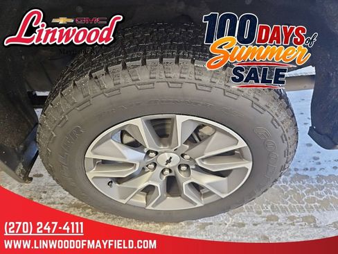Used 2019 Chevrolet Silverado 1500 RST AWD/4WD image 7