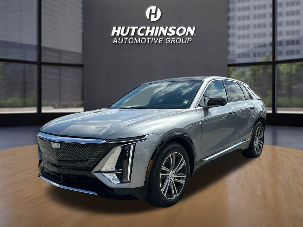 Used 2025 Cadillac Lyriq Luxury AWD/4WD image 3