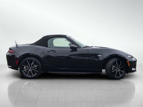 Certified 2025 MAZDA MX-5 Miata Grand Touring RWD image 4