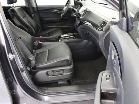 Used 2022 Honda Pilot Touring image 38
