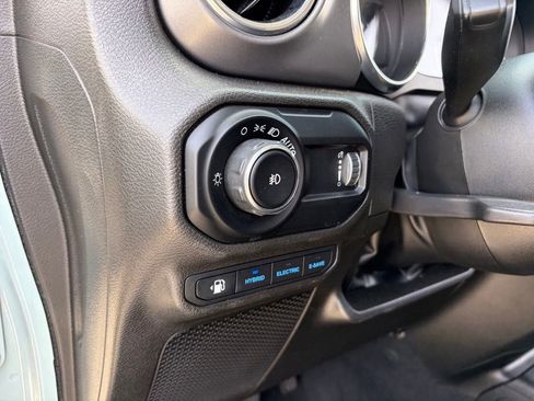 Used 2023 Jeep Wrangler Unlimited Rubicon 4xe w/ Safety Group AWD/4WD image 6