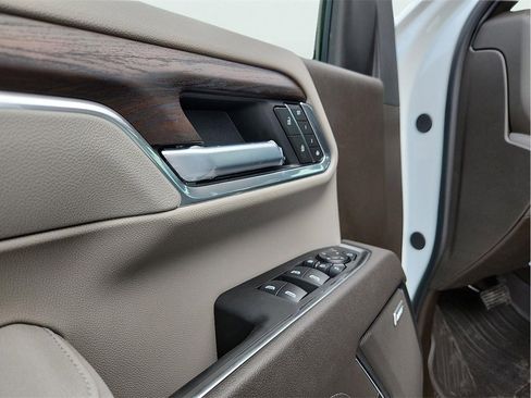 New 2025 GMC Sierra 2500 SLT w/ Texas SLT Premium Package image 14