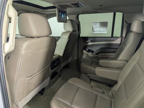 Used 2017 Chevrolet Suburban Premier image 23