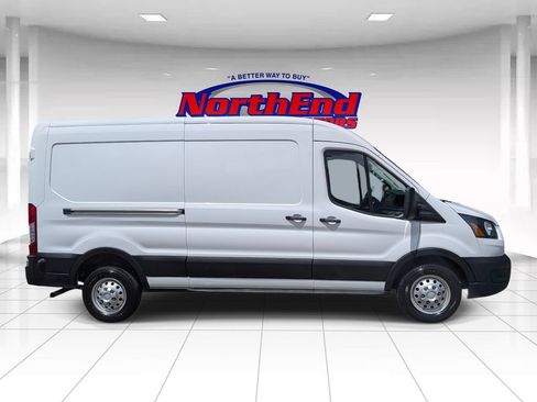 Used 2024 Ford Transit 250 148 Medium Roof Extended AWD image 8