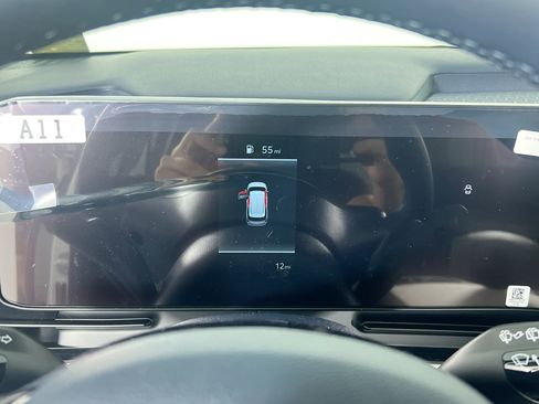 New 2026 Kia Carnival EX image 21