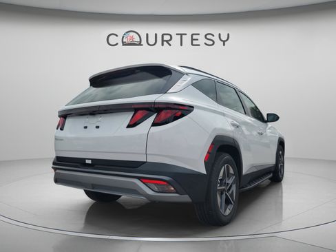 New 2026 Hyundai Tucson SEL FWD image 4