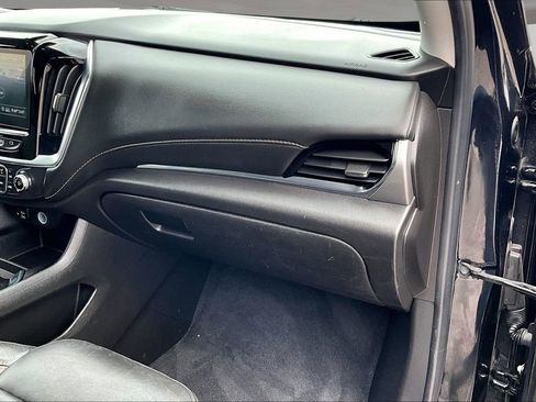 Used 2021 Chevrolet Traverse RS AWD/4WD image 19