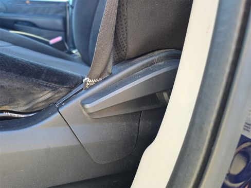 Used 2012 Dodge Grand Caravan SE image 15