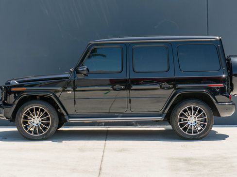 Used 2019 Mercedes-Benz G 550 image 2