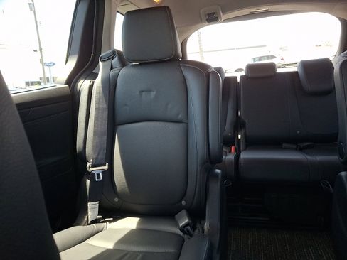 Used 2023 Honda Odyssey Touring image 14