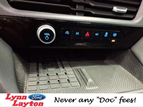 Used 2025 Ford Explorer ST image 21