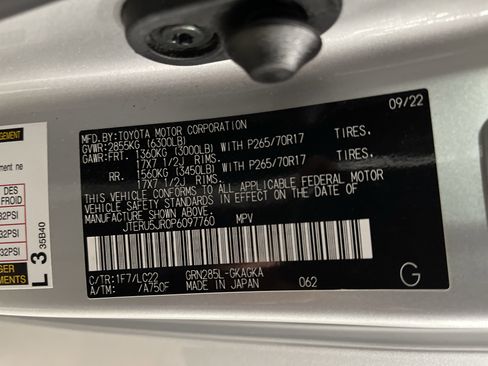 Used 2023 Toyota 4Runner TRD Off-Road Premium image 27