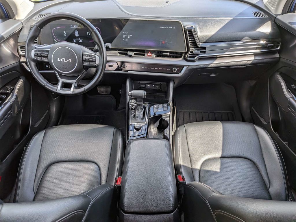 Used 2024 Kia Sportage EX FWD image 14