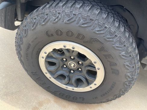 Used 2023 Ford Bronco Badlands w/ Sasquatch Package AWD/4WD image 6