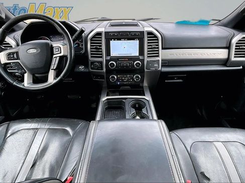 Used 2019 Ford F250 Platinum w/ Platinum Ultimate Package AWD/4WD image 7